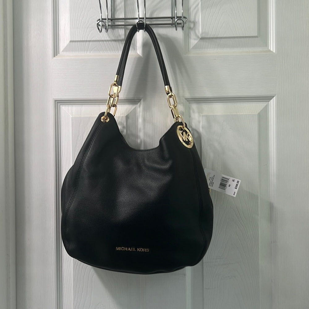 Michael Kors Lillie Large Pebbled Leather Chain Shoulder Tote Leather